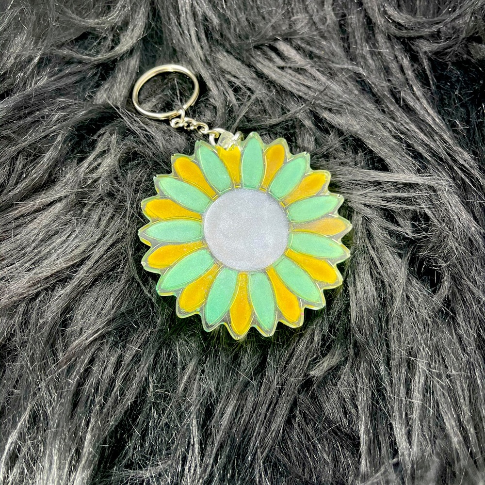 CUSTOM KEYCHAIN